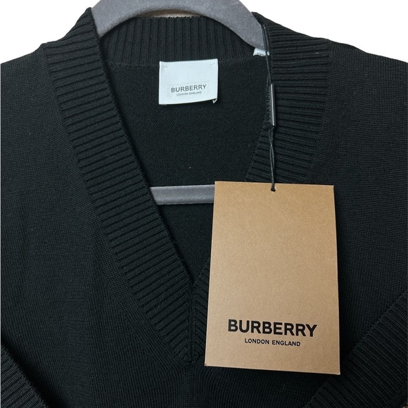 BURBERRY womens V-neck Silk twill-paneled merino wool sweater size M - Picture 10 of 15